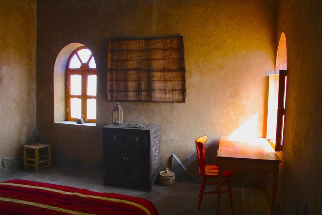 Cafe Tissardmine Hotell Tisserdmine Rum bild